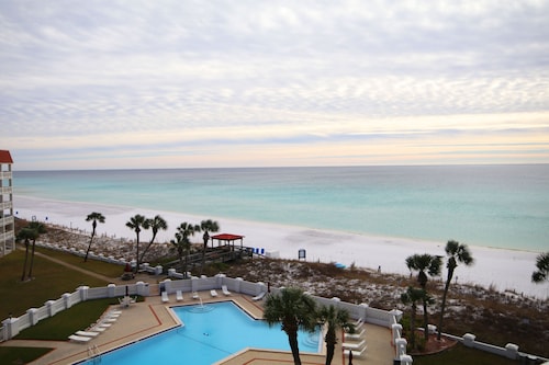 Santa Rosa Condo #465 1 Bedroom Home