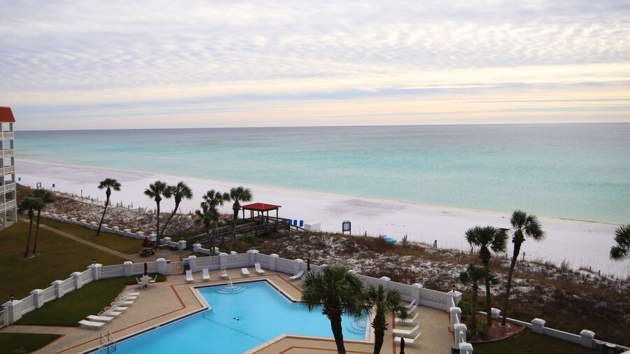 Santa Rosa Condo #465 1 Bedroom Home