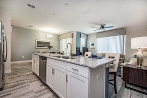 Townhome, 4 Bedrooms | Private kitchen - 9043dd-the Retreat At Championsgate 4 Bedroom Townhouse (Davenport)