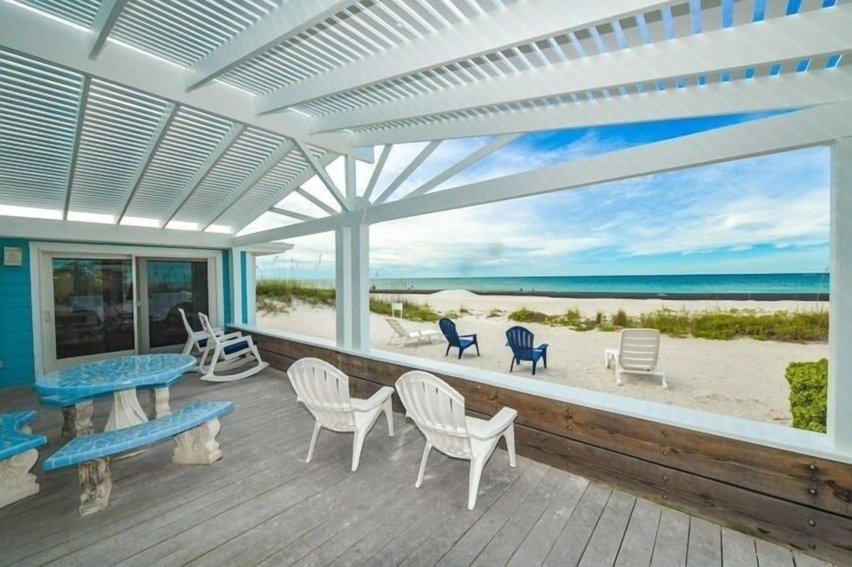 House, 4 Bedrooms | Property grounds