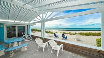 House, 4 Bedrooms | Property grounds