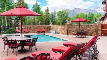 Room, 1 Bedroom | Pool