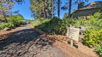 Townhome, 3 Bedrooms | Property grounds