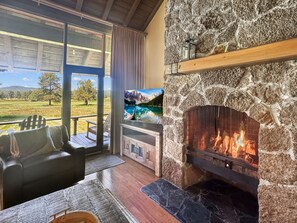 Townhome, 3 Bedrooms | Interior - Mt Bachelor Retreat 221 3 Bedroom Townhouse (Bend)