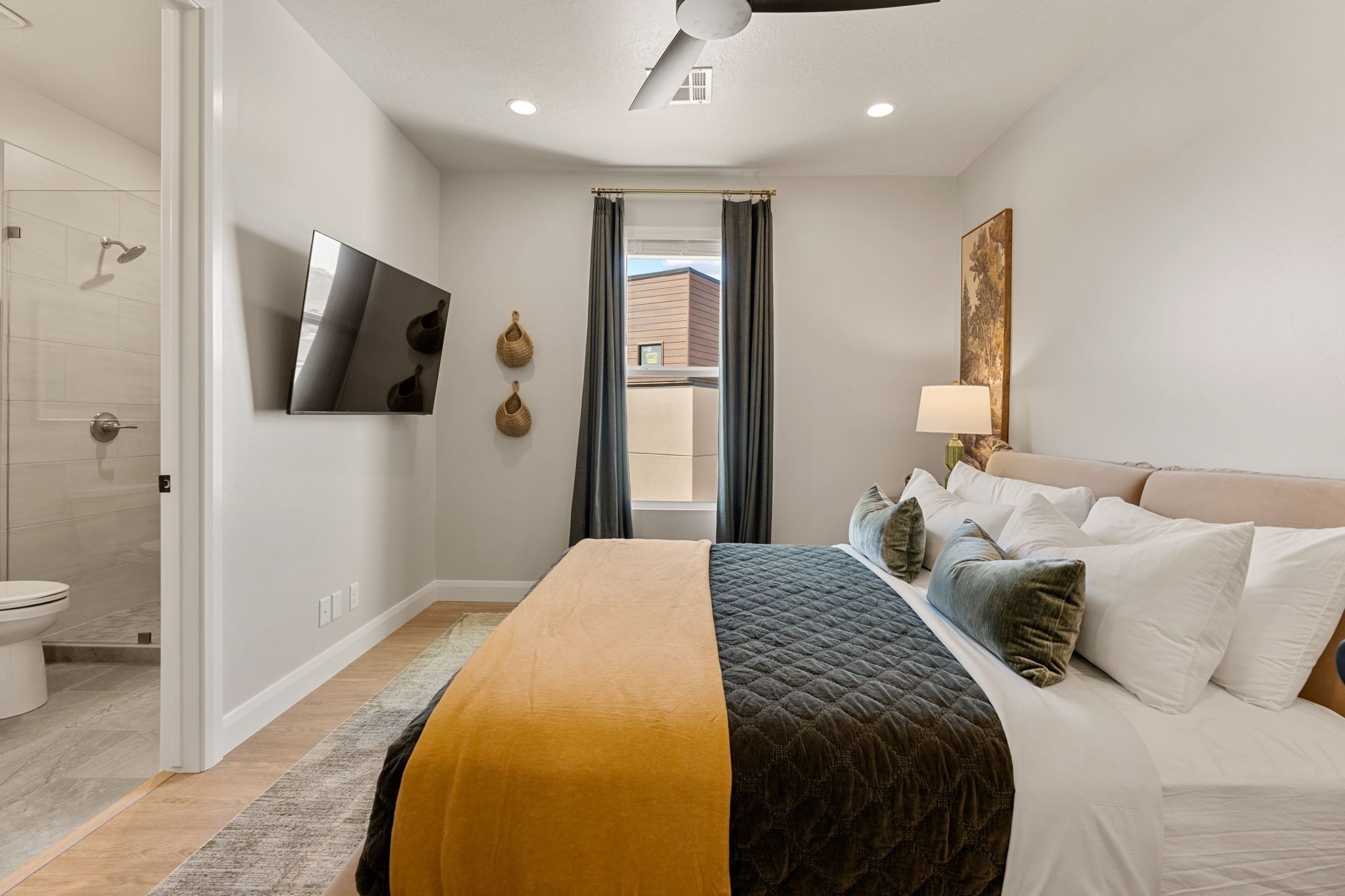 Townhome, 6 Bedrooms