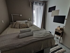 1 bedroom, Internet, bed sheets - Coco on peaceful 37m2 between lake and mountains (Dingy-Saint-Clair)