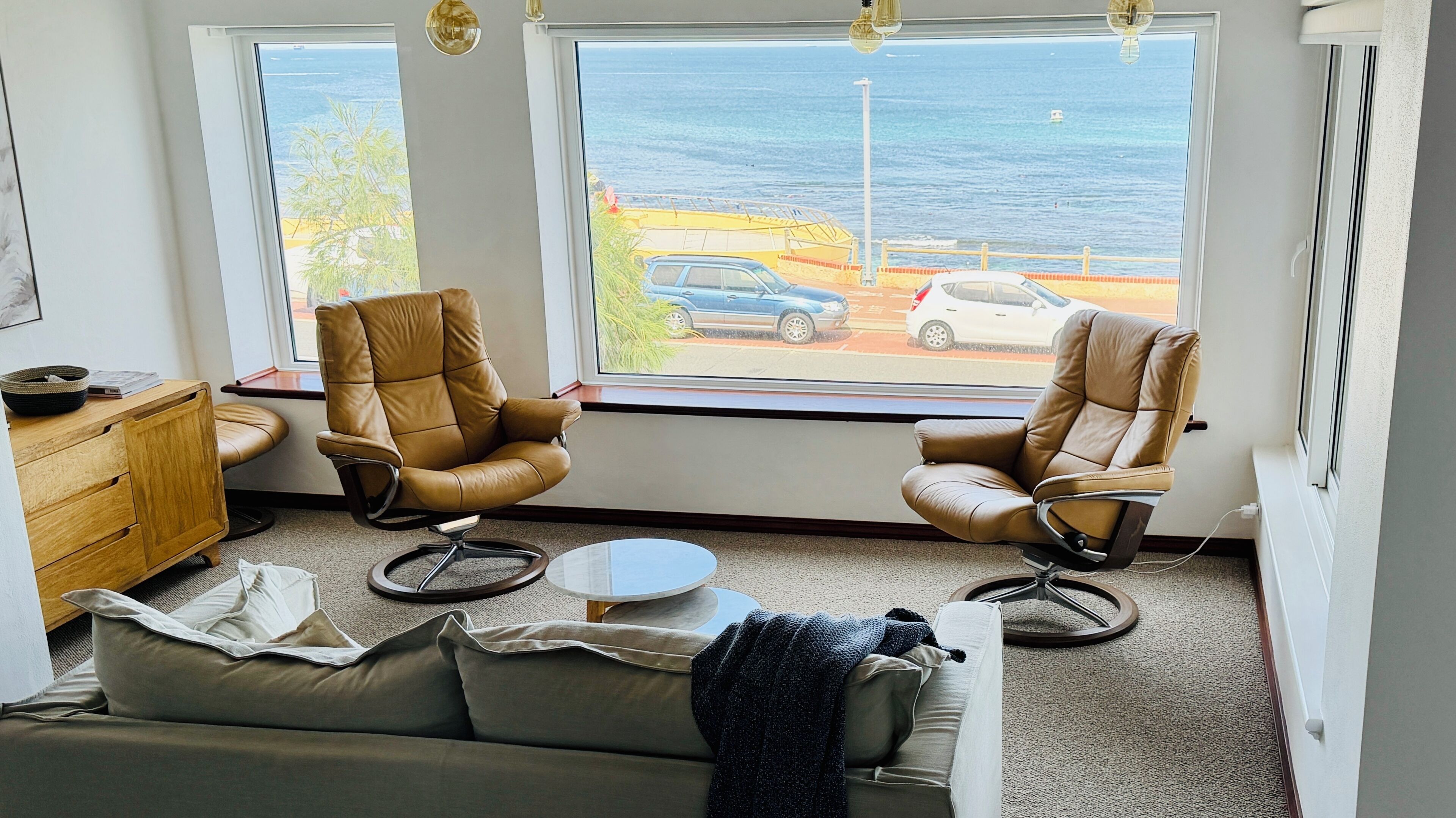 Seriously Amazing Beachside Local - Luxe 4x2 Home - Perth