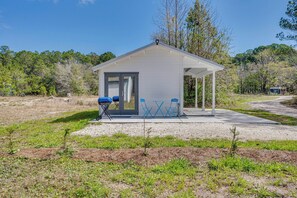 Terrace/patio - Tiny Home on Working Farm Near Amelia Island! (Yulee)