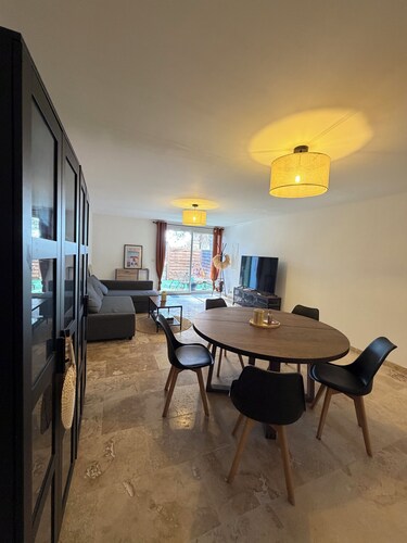 T3 Chez Dylou 2 parental suites & sunshine!