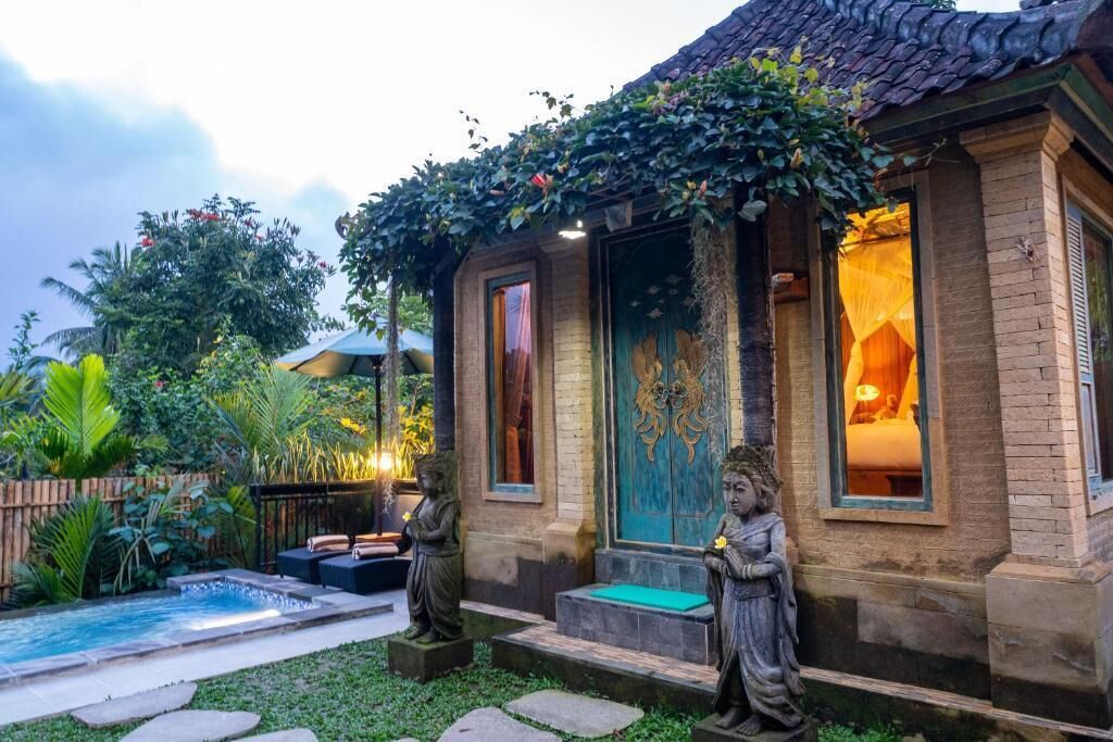 Traditional Villa, Patio, Garden View | Pool