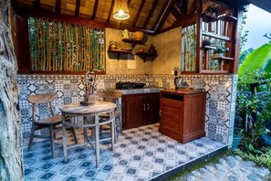 Traditional Villa, Patio, Garden View | Outdoor dining - Villa Gong Sebatu  (Sebatu)