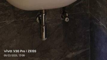 Chambre Standard | Salle de bain