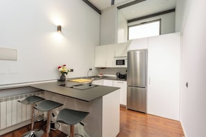 Private kitchen - This exclusive loft-style apartment in the heart of Tetouan perfectly blends contemporary luxury, intelligent design, and a warm, sophisticated aesthetic. (MADRID)