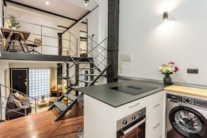 Interior - This exclusive loft-style apartment in the heart of Tetouan perfectly blends contemporary luxury, intelligent design, and a warm, sophisticated aesthetic. (MADRID)