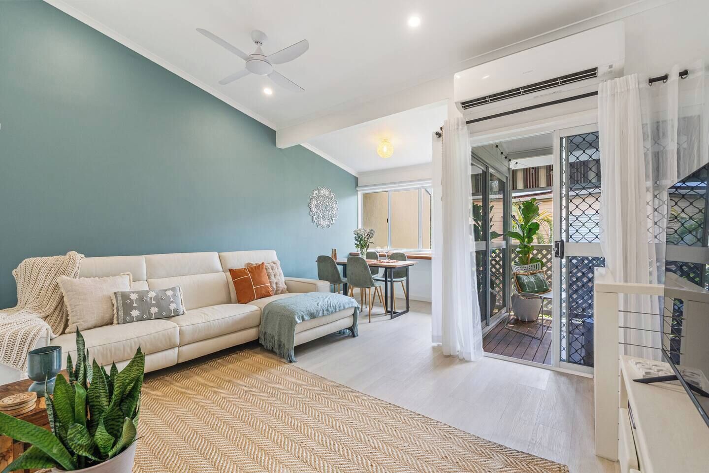 Torquay Boutique Steps To The Beach Dining And Bars - Hervey Bay
