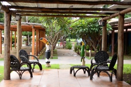 Terrace/patio. Pousada Bom Jardim