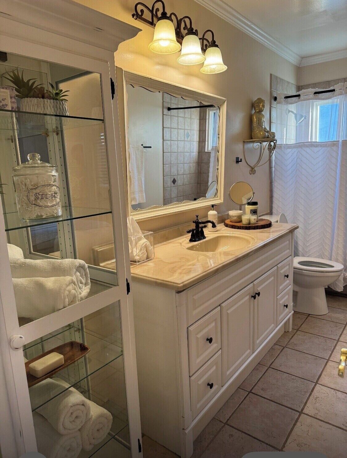Shower, towels