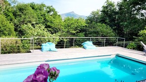 Piscina externa, piscina aquecida