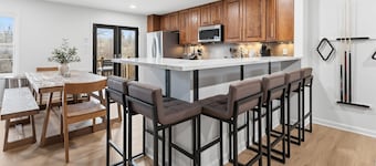 Amazing 5BR Retreat Near Downtown Indy
