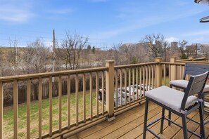 Terrace/patio - Amazing 5BR Retreat Near Downtown Indy (Indianapolis)