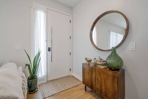 Interior - Dluxx Stylish Retreat 3 Suites Near Disney 3216 (Kissimmee)
