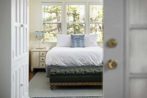 6 chambres, fer et planche à repasser, Wi-Fi, draps fournis