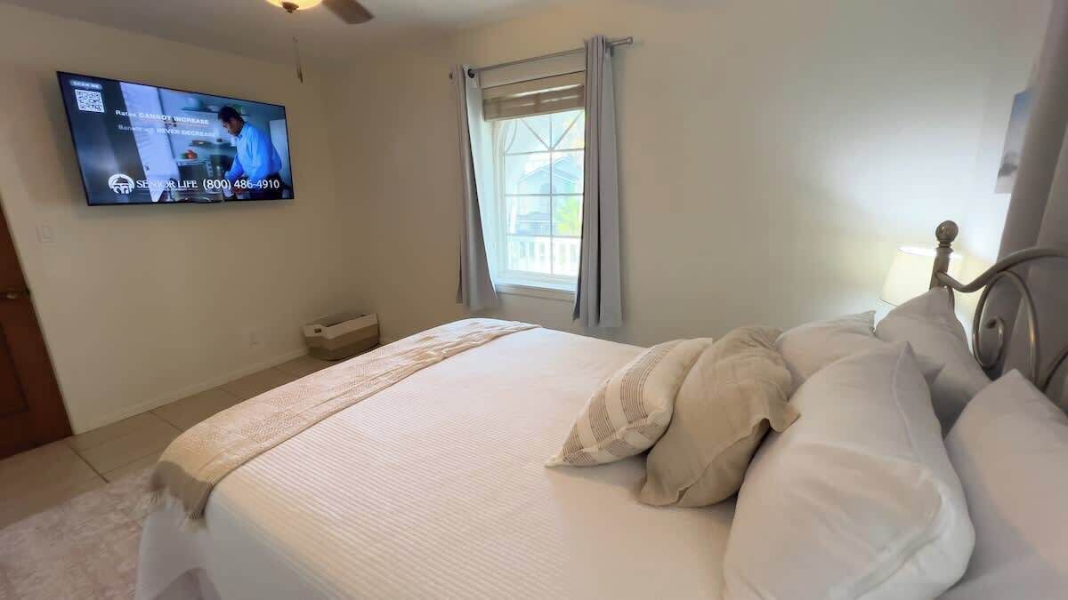 House, Multiple Beds, Pool Access, Pool View (Dolphin House)