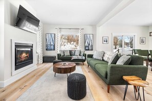 TV, fireplace, offices - Modern Ludlow Home | Walk to Village | 5 Min Okemo (Ludlow)