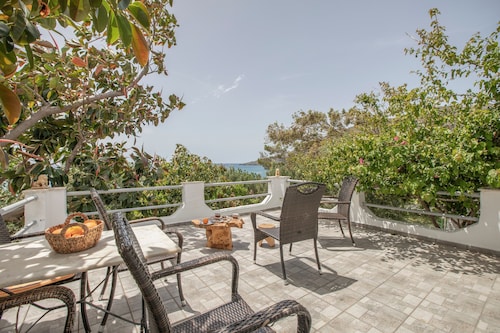 Entire Cottage in Kerames, Crete – 250 m from the Beach
