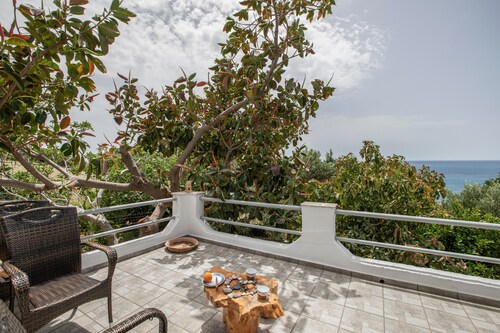 Entire Cottage in Kerames, Crete – 250 m from the Beach