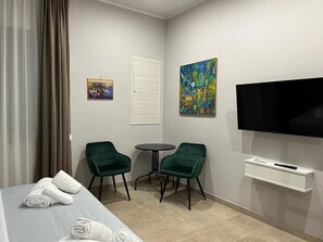 Interior - Avio Suite (Naples)