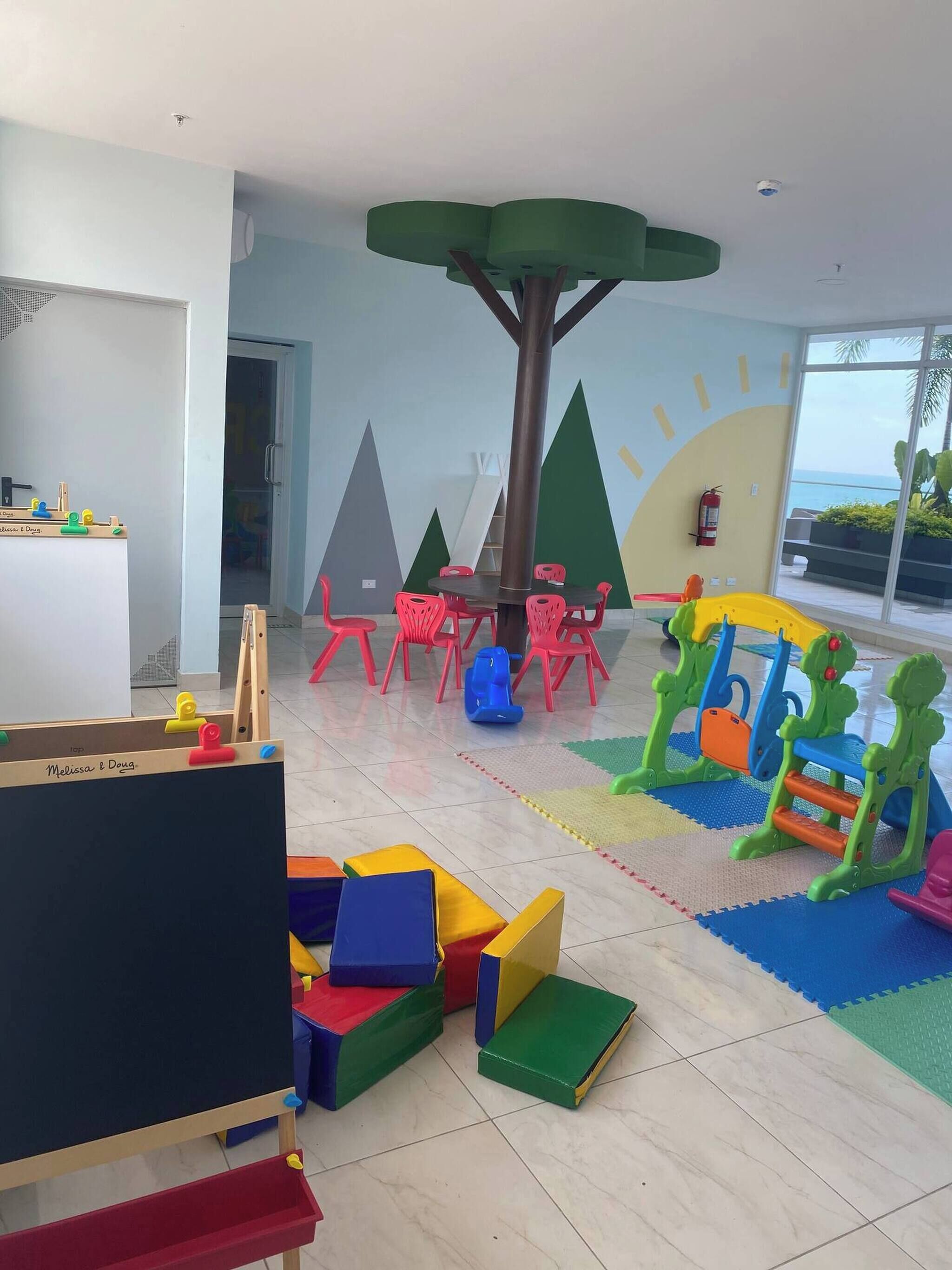 Chambre, 1 chambre, accessible aux personnes à mobilité réduite, fumeurs | Espace pour enfants