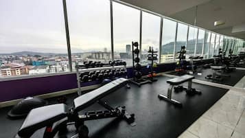 Room, 1 Bedroom, Accessible, Smoking | Fitness facility