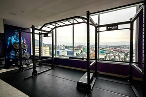 Room, 1 Bedroom, Accessible, Smoking | Fitness facility