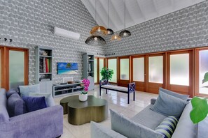 TV - Villa Monica: Private retreat near golf w/ staff, pool & golf cart (Punta Cana)