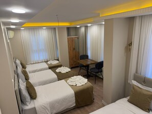 Family Suite | Soundproofing, iron/ironing board, free WiFi - family home hotel (İstanbul)