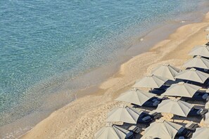 Beach - Royal Myconian - Leading Hotels Of The World (Mykonos)