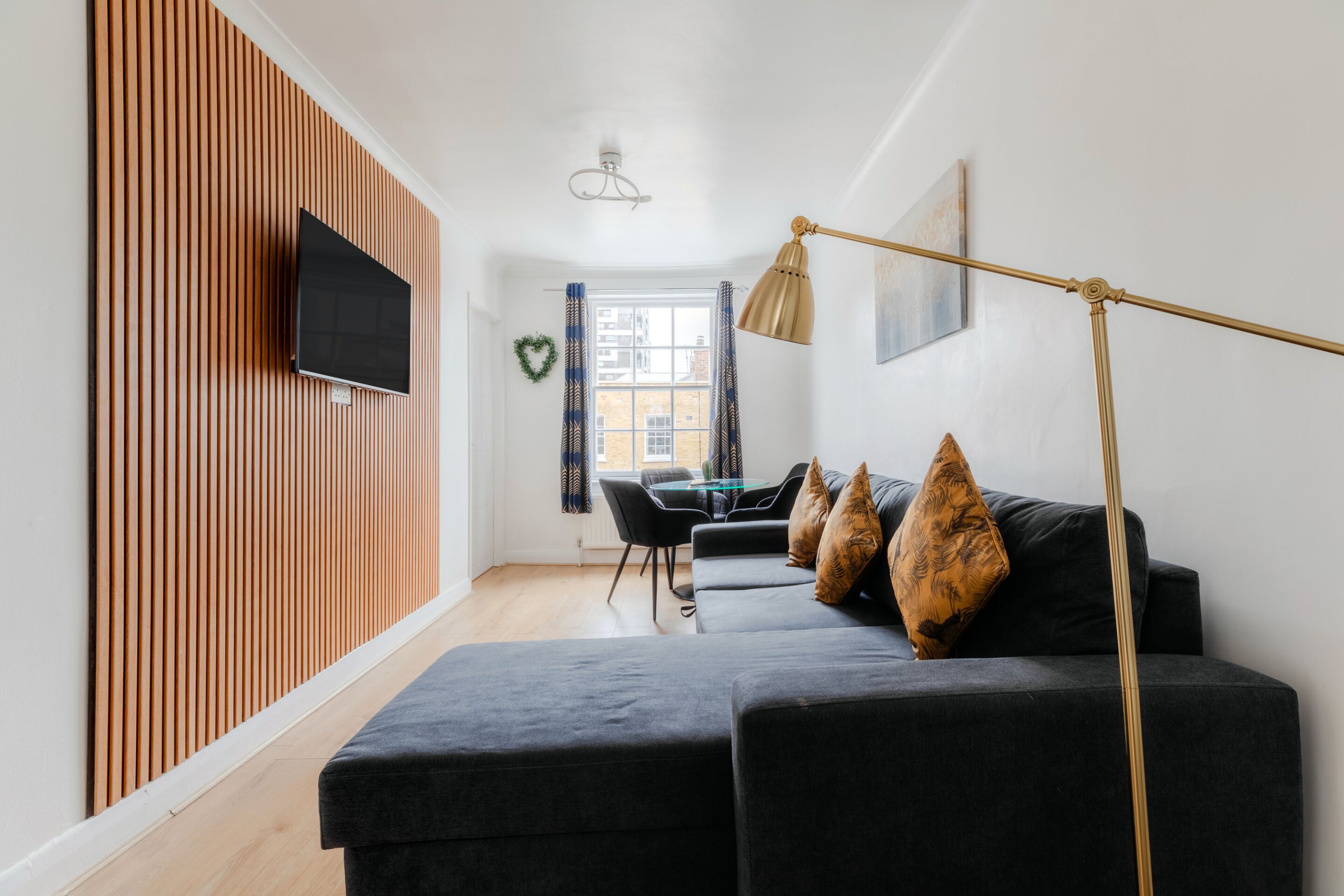 Huoneisto, kylpyhuone makuuhuoneen yhteydessä | Lounge