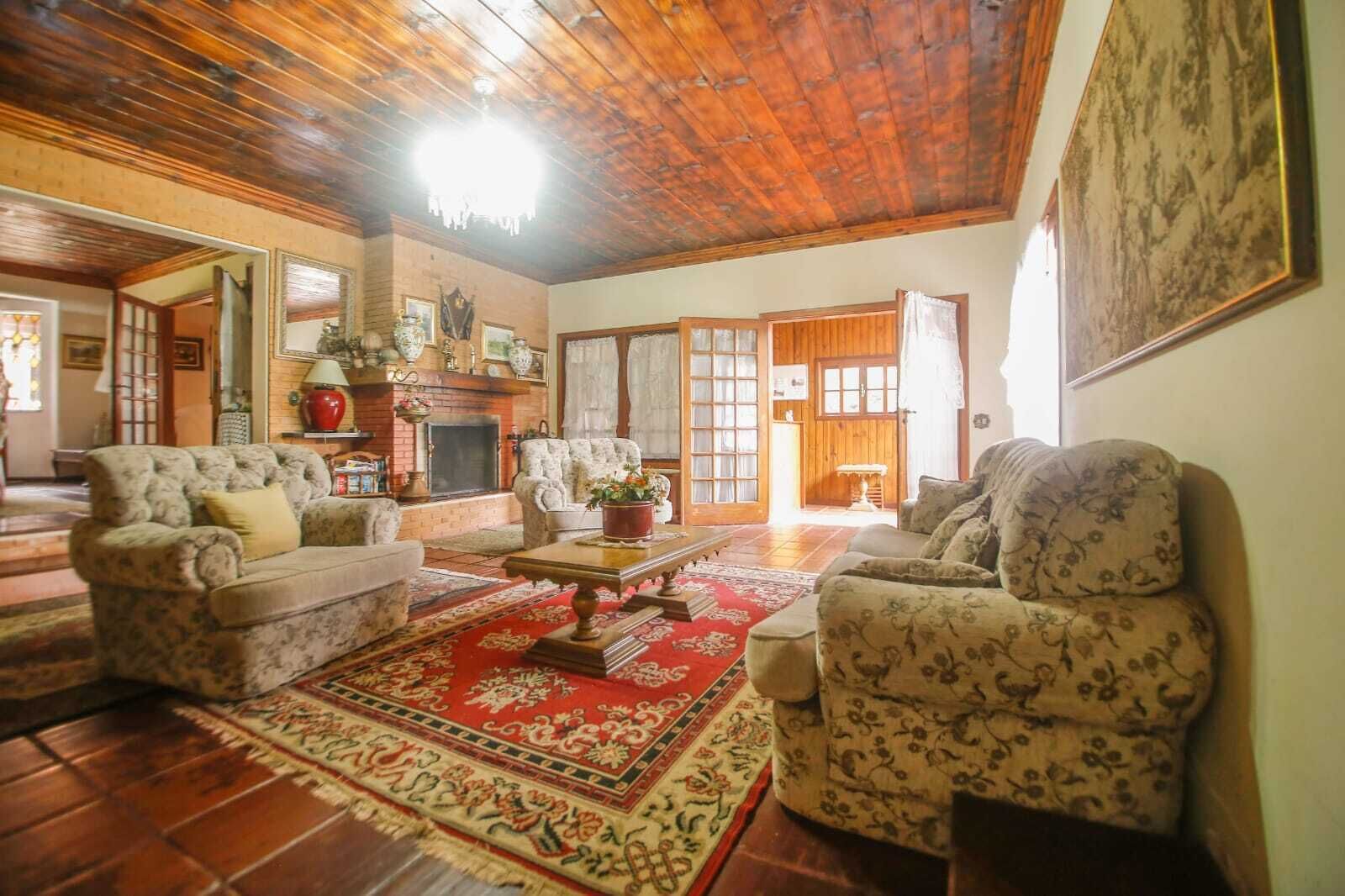 Basic Quadruple Room | Interior