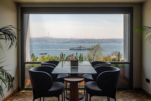 Dining - Zimmer Bosphorus Hotel (Istanbul)