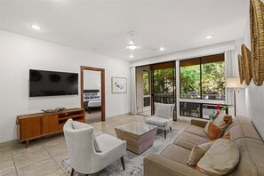 Smart TV - Summer Deal Wailea Condo with Pool Golf Course Views and Lanai (Kihei)