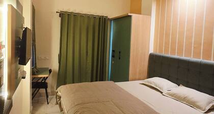 Perfect 1-bedroom Studio Apartment with AC in Varanasi