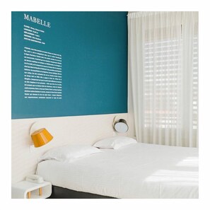 Room - Vrbo Property (Toulon)