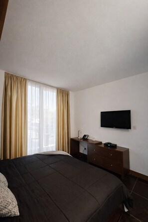 Room - Vrbo Property (Montréal)