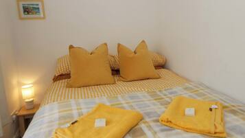 1 habitación, decoración personalizada y muebles diferentes