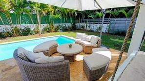 Pool - New 5-bedroom villa in charming Las Terrenas with AC (Las Terrenas)