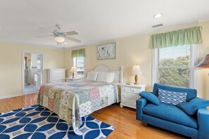 6 bedrooms, iron/ironing board, WiFi, bed sheets