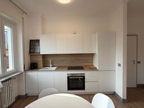 Private kitchen - Vrbo Property (Lesa)