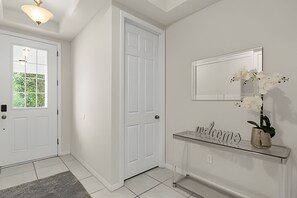 Interior - 6 Bd / 4,5 Ba / Sleeps 18/ Solara Resort (Kissimmee)