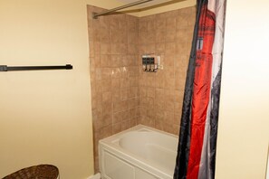 Towels - Fair and Walker - Unit 25 (Atlanta)